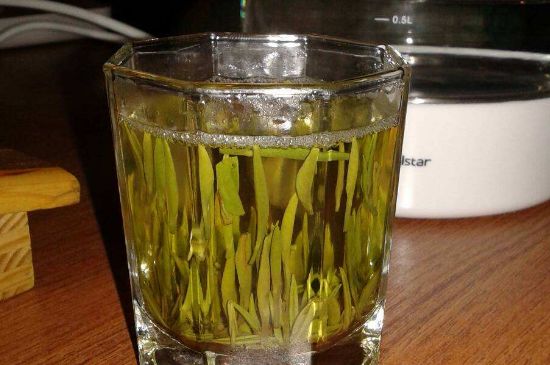 冷泡茶用什么茶葉最好，什么樣的茶適合冷泡？