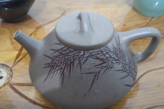 沖泡肉桂用紫砂壺還是蓋碗，武夷巖茶肉桂可以用紫砂壺沖泡嗎？