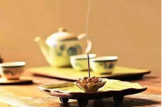 綠茶碧螺春怎么泡簡易步驟，沖泡碧螺春的十二步驟口訣