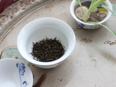 喝茶的好處和壞處分別是什么，長(zhǎng)期喝茶有什么危害？