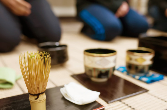 女人喝茶要行扣茶禮嗎，叩茶禮女士能用嗎？