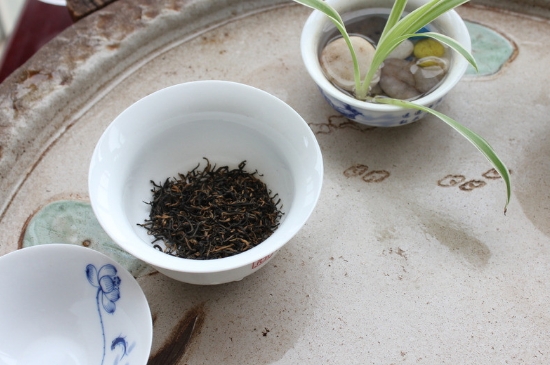 金駿眉第一泡不能喝，金駿眉需要洗茶嗎