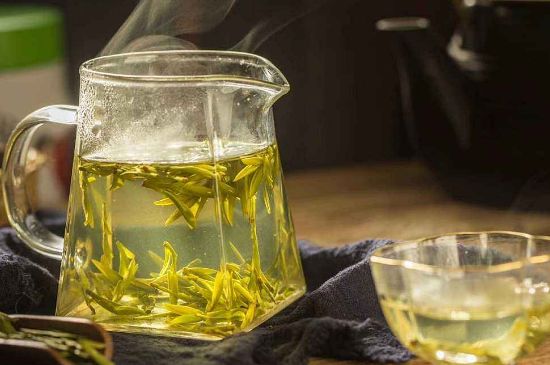 蜂蜜泡茶葉的副作用，蜂蜜泡茶葉有什么禁忌