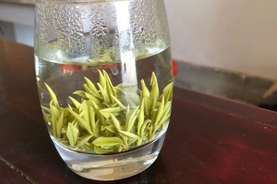 安吉白茶夏天怎么保存，安吉白茶能冷凍儲(chǔ)存嗎？