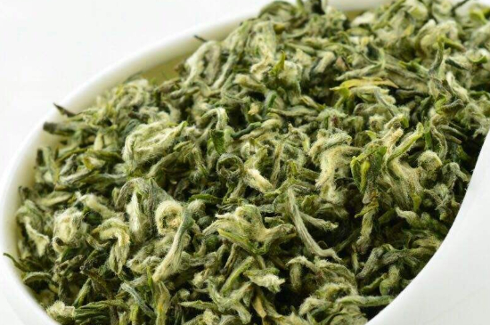 真假碧螺春泡水后區(qū)別，蘇州洞庭碧螺春怎樣鑒別好壞？