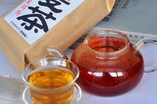 飯店喝的聞起很香的茶，餐館里的蕎麥茶還是大麥茶？