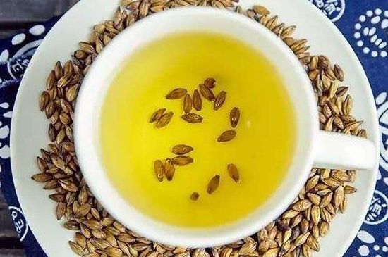 飯店喝的聞起很香的茶，餐館里的蕎麥茶還是大麥茶？