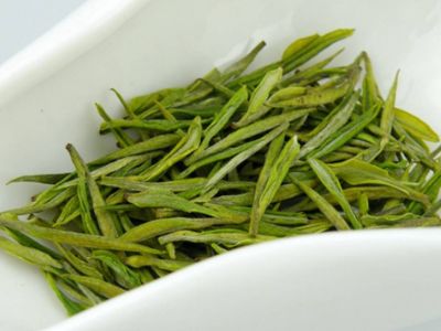 白茶顏色變黃還能喝嗎，發(fā)黃的白茶好不好？