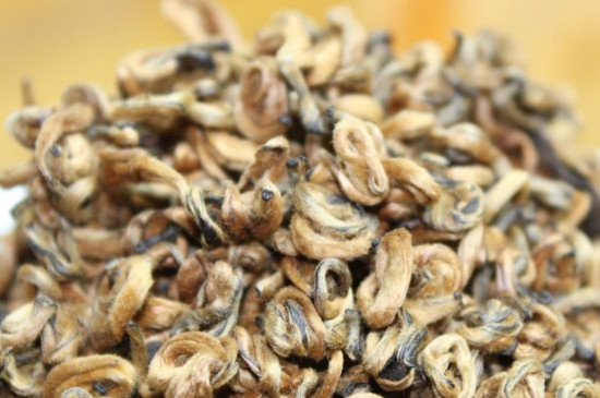 茶葉可以放冰箱嗎，茶需要放冰箱保存嗎