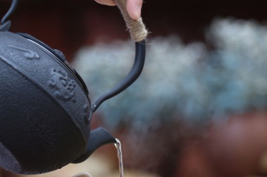 鐵壺是泡茶還是煮茶，鐵壺泡茶好嗎