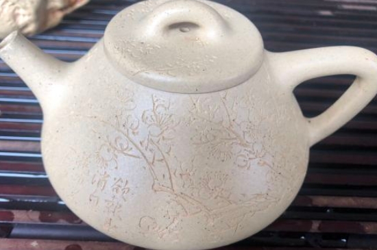 新買的紫砂壺為什么會裂，真的紫砂壺是不是很容易開裂？