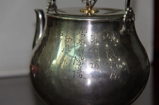 銀壺泡茶后為什么會(huì)變黑，銀壺內(nèi)膽發(fā)黑怎么辦