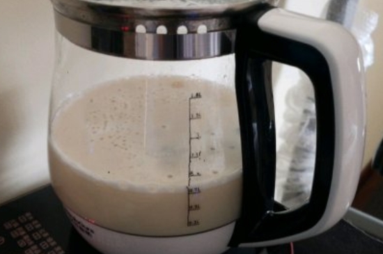 煮茶器和養(yǎng)生壺有什么區(qū)別，養(yǎng)生壺跟煮茶器哪個(gè)實(shí)用好用？