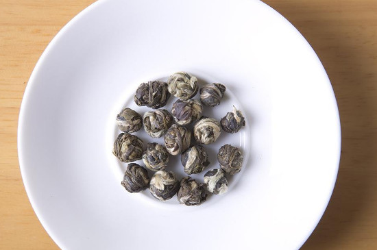 茉莉龍珠茶男人能喝嗎，男性夏季可以喝龍珠茶嗎