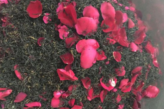 玫瑰花泡水喝的9大禁忌，喝玫瑰花茶有什么禁忌