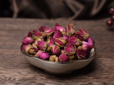 玫瑰花茶能豐胸嗎，天然豐胸花茶