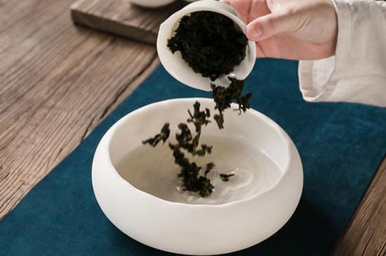 茶洗與茶盂區(qū)別圖片，怎樣使用茶盂和茶洗