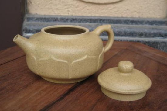 本山綠泥怎么分辨真假，真正的本山綠泥紫砂壺怎么鑒別？