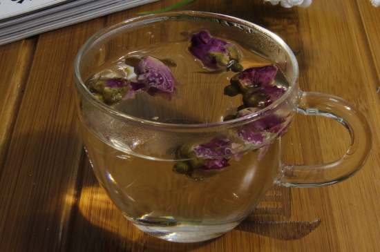 怎么判斷玫瑰花茶好不好，玫瑰花茶怎么樣鑒別