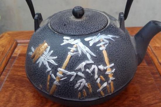 日本新鐵壺多少錢一個(gè)，如何選購鐵壺