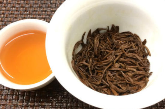 新茶和陳茶的區(qū)別，新茶和陳茶的介紹