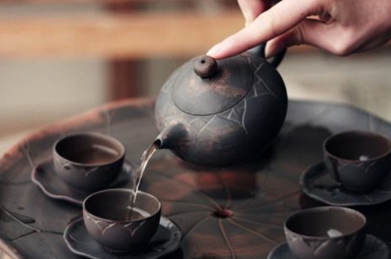 坭興陶主要泡什么茶，廣西坭興陶壺適合泡哪些茶？