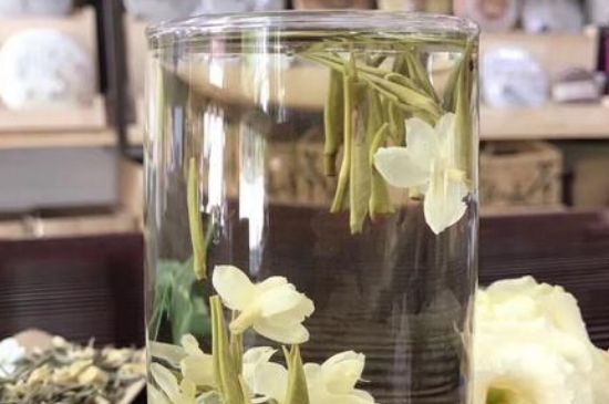 茉莉龍珠保質(zhì)期多長時間，茉莉龍珠茶放幾年了還能喝嗎？