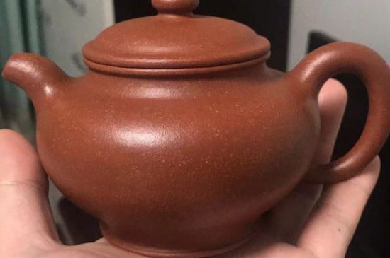 正宗紫砂壺多少錢一套，一套正宗宜興紫砂壺什么價(jià)格