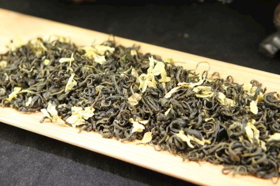 炒花飄雪是什么茶，花茶炒花是什么意思