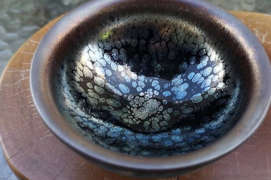 化工建盞是什么樣子的，建盞如何區(qū)分化工釉