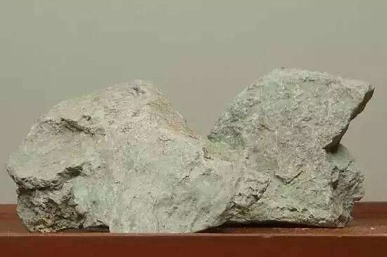 本山綠泥怎么分辨真假，真正的本山綠泥紫砂壺怎么鑒別？