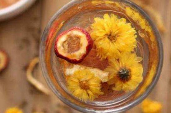 祛濕氣雙花茶，喝什么花茶祛濕氣排毒養(yǎng)顏