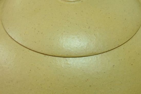 本山綠泥紫砂壺小黑點(diǎn)多嗎，真正本山綠泥會(huì)吐黑嗎？