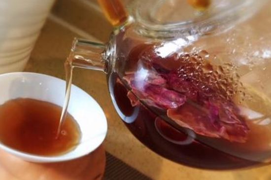 喝玫瑰花茶能祛斑嗎，玫瑰花茶有祛斑的功效嗎？