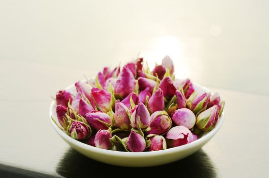 玫瑰花茶怎么泡不開，玫瑰花茶泡著不開花