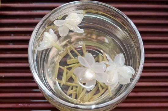 茉莉泡水禁忌，喝茉莉茶葉有什么禁忌