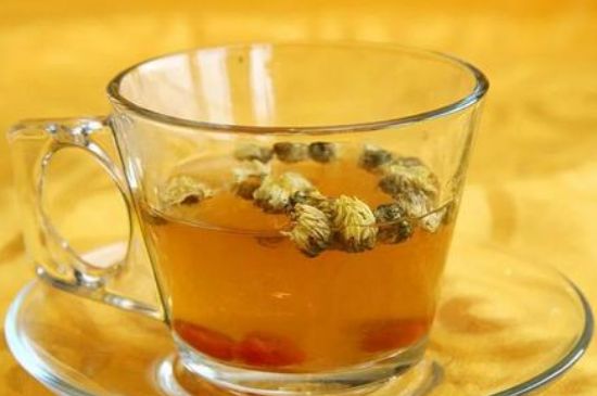 菊花茶的最佳搭配有哪幾樣，菊花茶和什么搭配喝效果好？