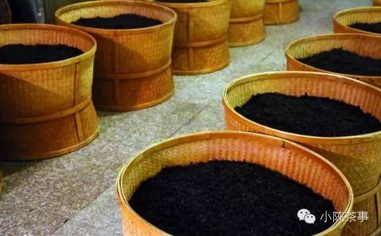 怎樣炭焙巖茶？揭秘武夷巖茶的炭焙技藝