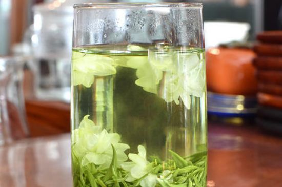 炒花飄雪是什么茶，花茶炒花是什么意思