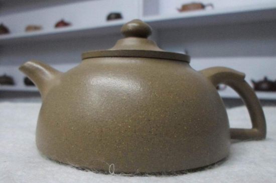 紫砂壺密密麻麻黑點(diǎn)，布滿了很多小黑點(diǎn)的紫砂好嗎