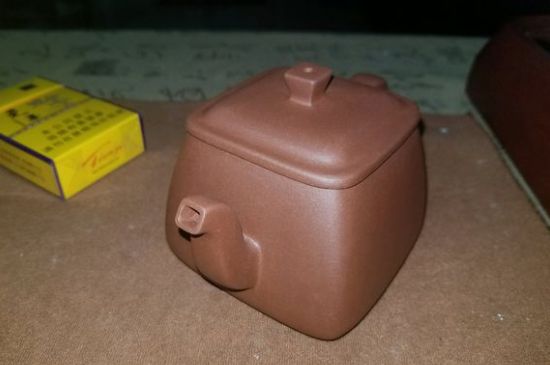 手工紫砂壺和模具壺有什么區(qū)別，快速鑒別手工壺模具壺