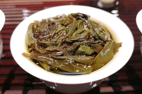 長期喝巖茶會(huì)上火嗎？巖茶這樣喝了容易上火！