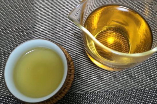 7年壽眉和2年白牡丹哪個(gè)好，老白茶壽眉與白牡丹的口感區(qū)別