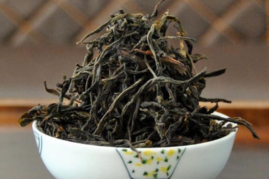 蜜蘭香和鴨屎香區(qū)別，鳳凰單樅鴨屎香vs蜜蘭香圖片對(duì)比