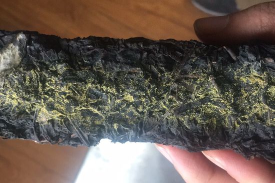 怎么知道涇渭茯茶是否變質(zhì)，茯磚茶金花和發(fā)霉的區(qū)別