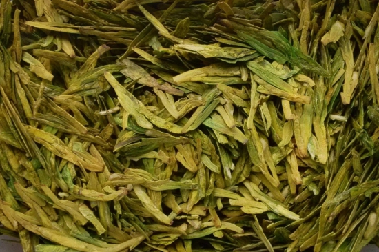 西湖龍井茶毫和發(fā)霉區(qū)別圖片，長霉的龍井茶葉會是什么樣？