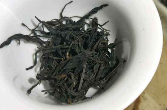 正山小種適合女人喝嗎，女人經(jīng)常喝正山小種茶好嗎