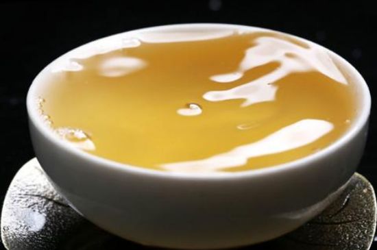 綠茶加重濕氣？濕氣體質(zhì)寒的人能喝綠茶嗎