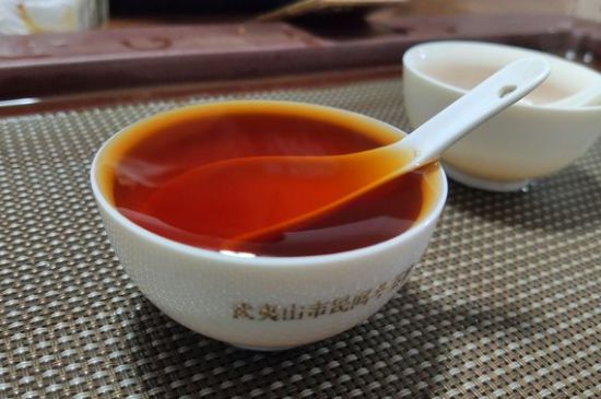 大紅袍為什么沒(méi)保質(zhì)期，武夷巖茶大紅袍能放幾年？