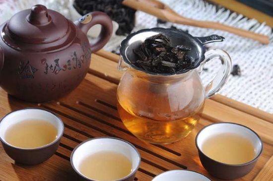 母樹大紅袍給誰喝了，為什么母樹大紅袍叫三棵六株？